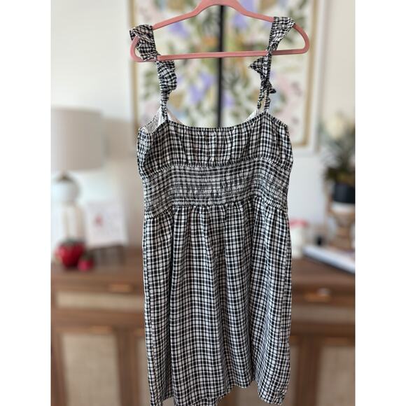 NWT Wayf Smocked Waist Gingham Checkered Ruffle Mini Dress Black Womens Size XL - Picture 3 of 9